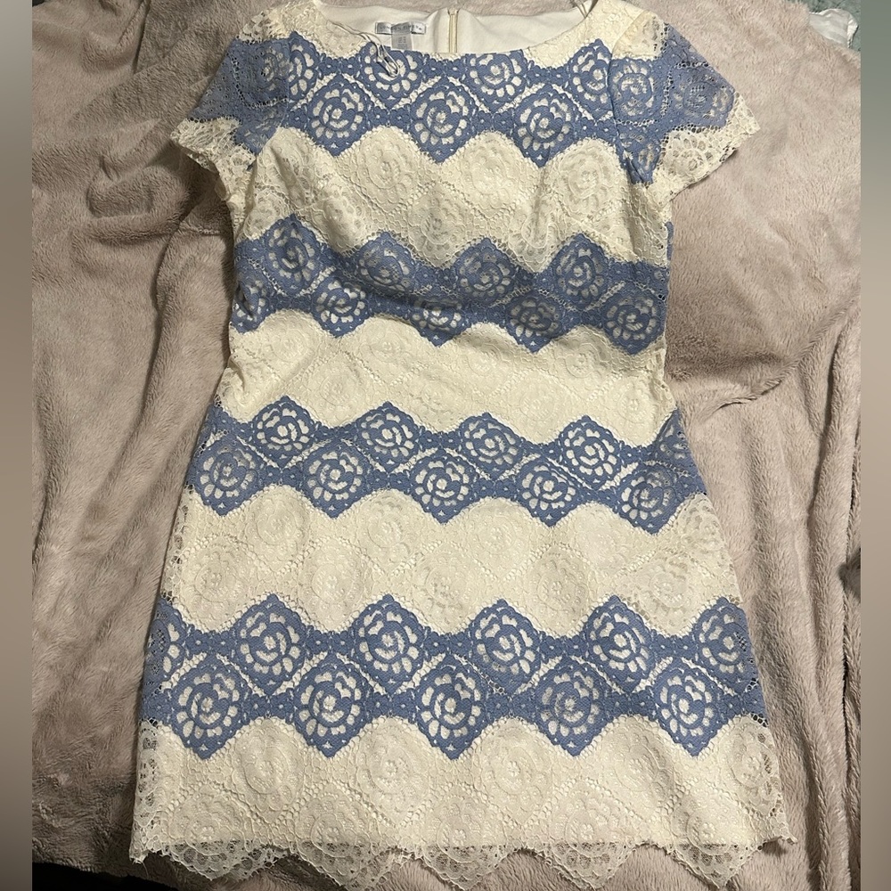 London Times Lace dress